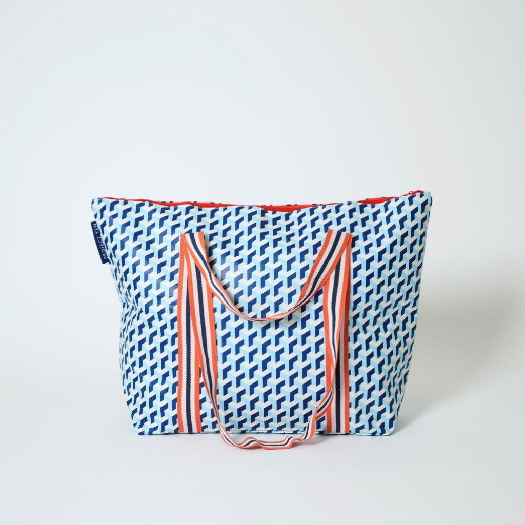 Zip Medium Tote - Maze